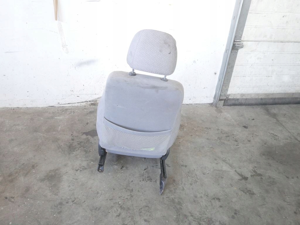 фото №9, Сиденье левый водителя перед daihatsu cuore v l701 hb