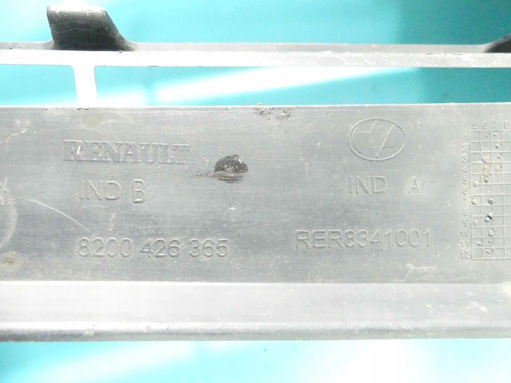 фото №13, Решітка радіатора решітка радіатора renault master ii lift 03-07