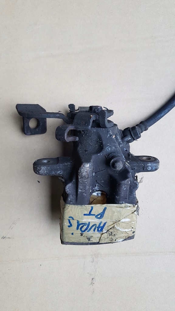 фото №1, Toyota auris 07-12 супорт правий задня