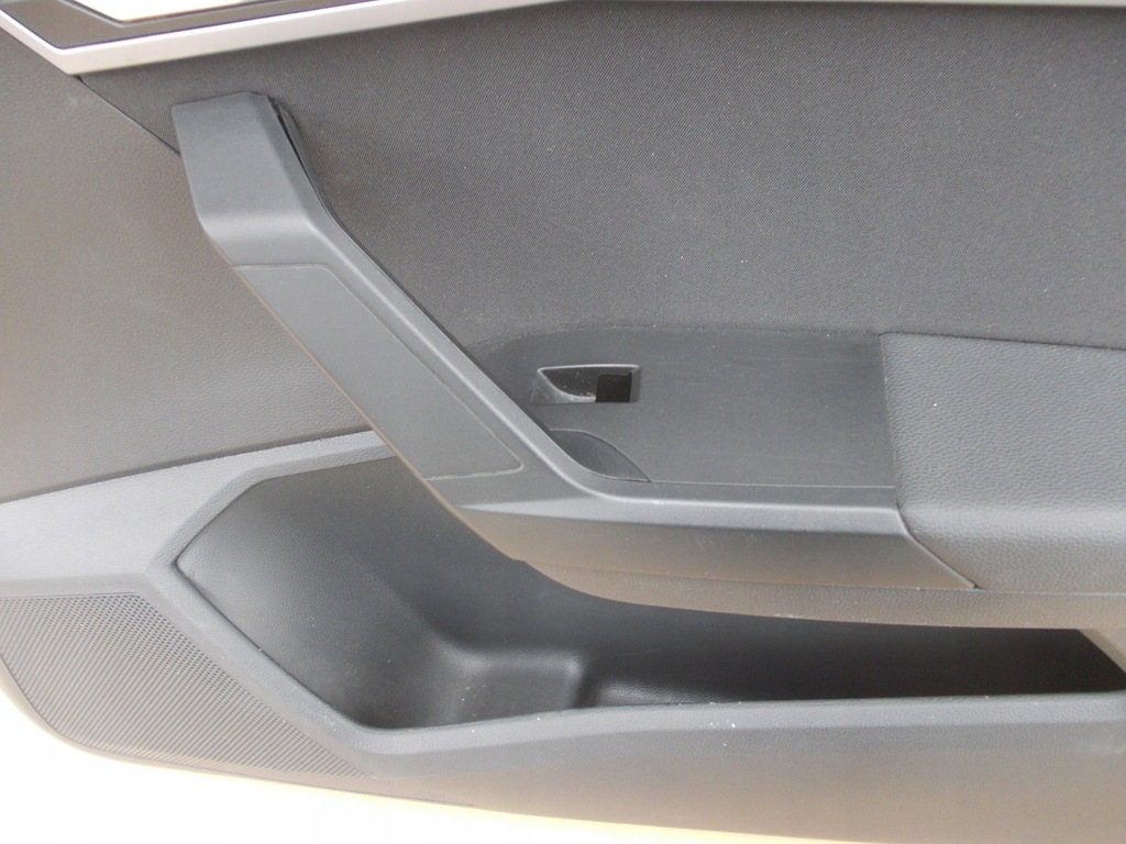 фото №6, Оббивка правий перед seat ibiza v 5 двері europa 6f0867132