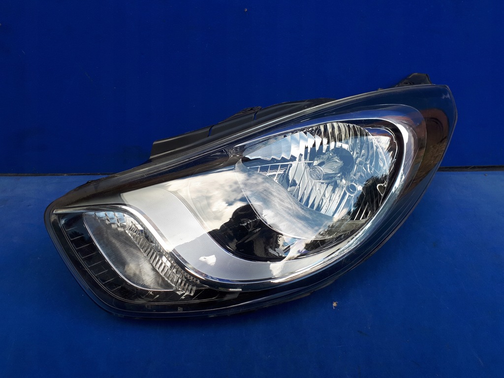 фото №1, Hyundai i10 lift 11-13 фара лампа ліва czarna