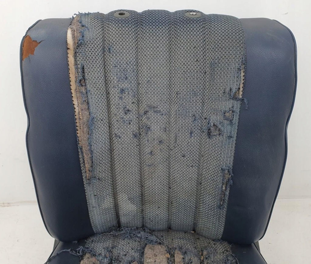 Сидіння пасажира правий перед mercedes w115 w114 Оригінал