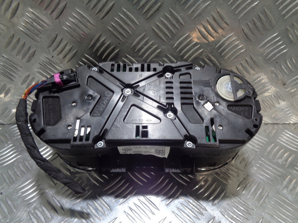 фото №5, Vw polo v бензин счетчик приборная панель 6c0920740a