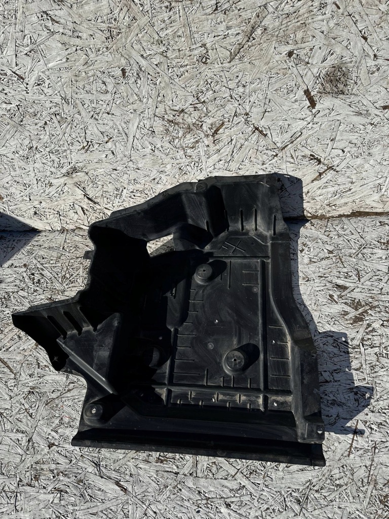 Купить T6.1. защита пол подвеска левая 7e0825205e