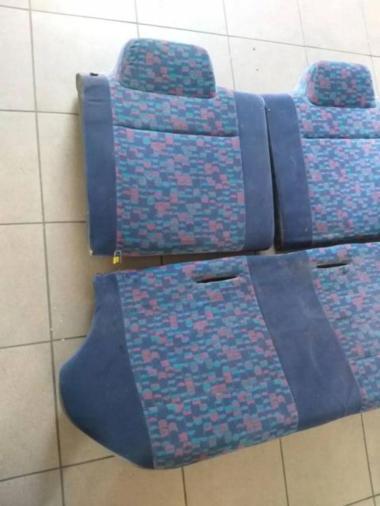 фото №6, Subaru justy 2001 сиденья заднее сиденье