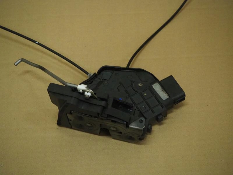 фото №3, Замок дверь правый задняя mazda 3 i bk 3n6aa264129