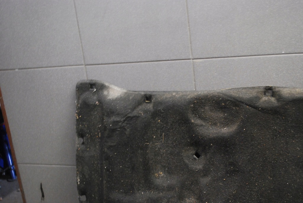 фото №7, Шумоизоляция капот audi a6 c5 allroad клипсы