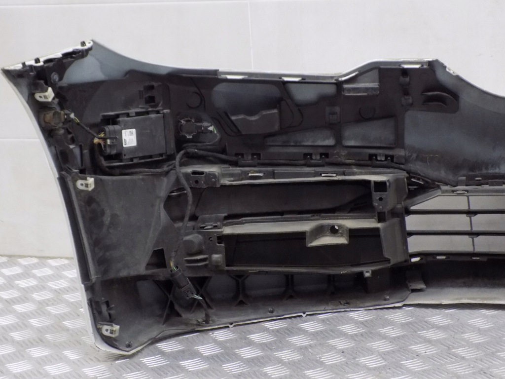 Bmw g30 g31 бампер перед передний 6pdc a300 с Разборки