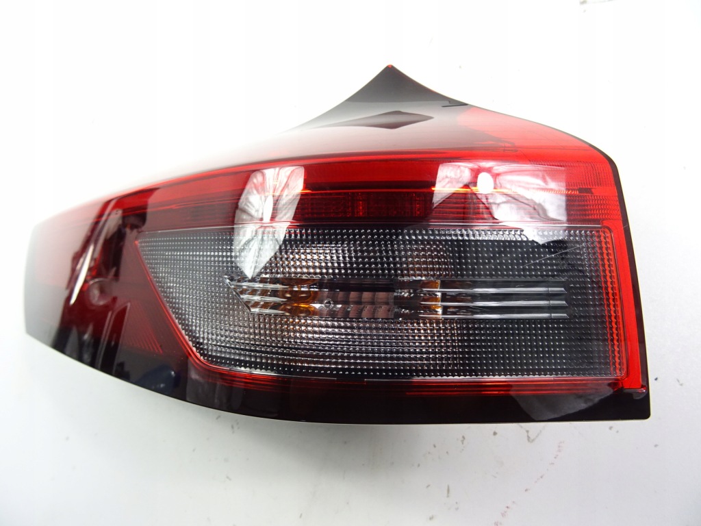 фото №1, X-trail iv t33 1.5 vc-t e-power лампа задня ліва задня led 2022/09 -