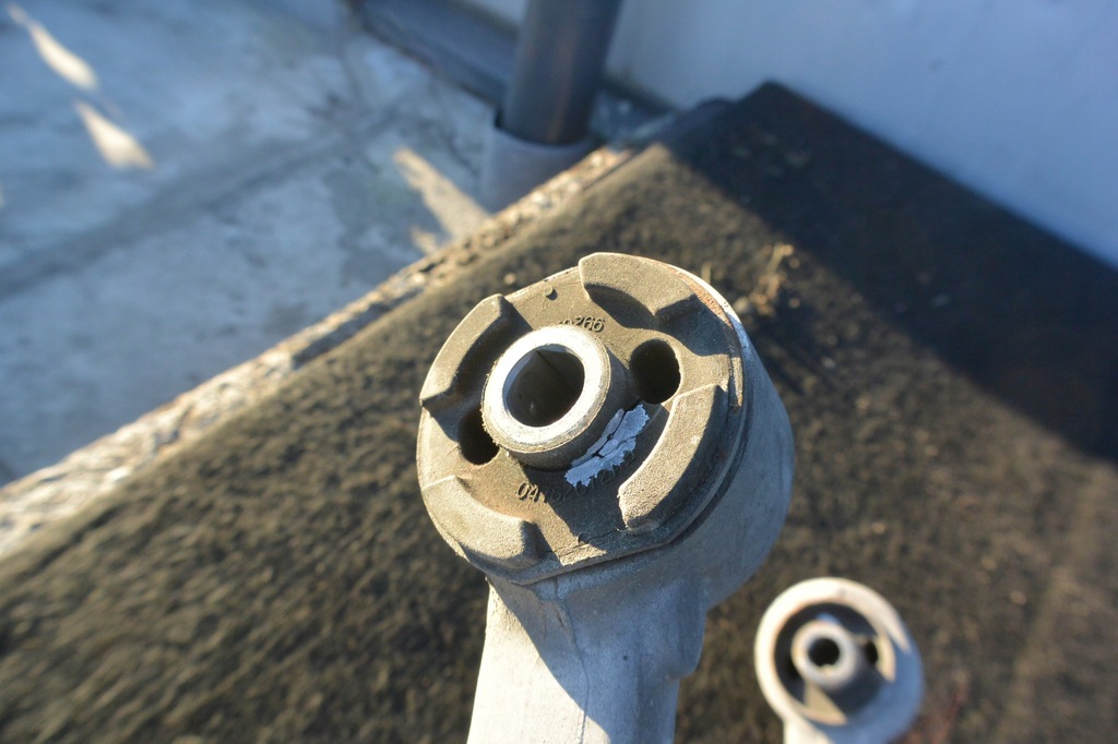 фото №8, Maserati quattroporte ghibli важіль правий верхній перед