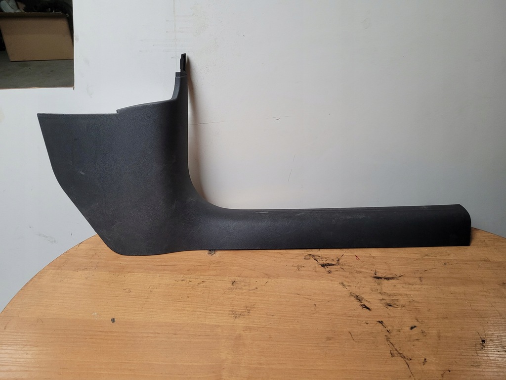 фото №1, Защита порог правый перед audi a4 b8 8k1867272c