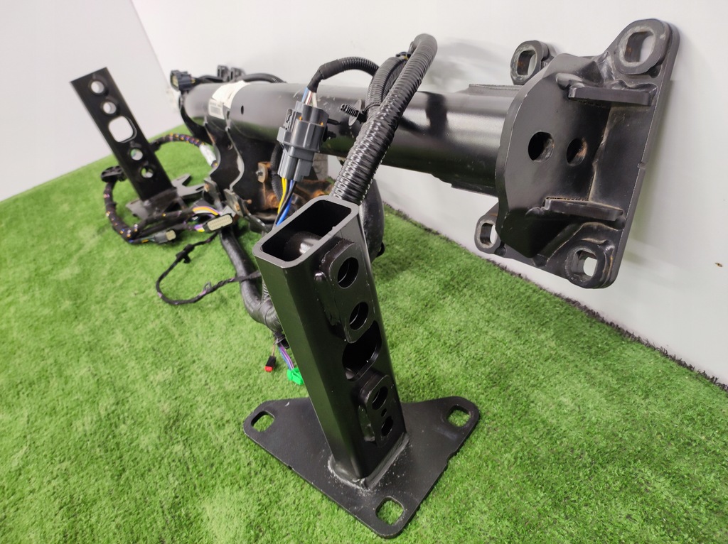 фото №8, Hak jaguar f-pace x761 + жгут + болты + крепления jk8m-17k817-ab