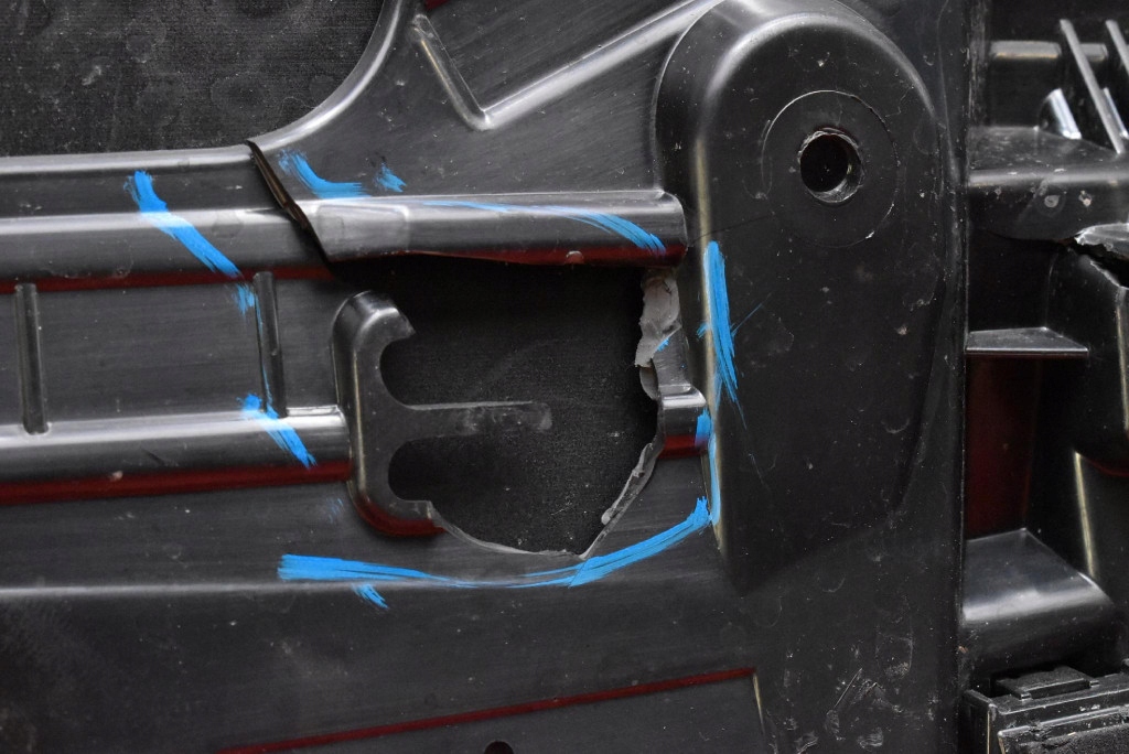 фото №13, Спойлер спойлер спойлер чёрный 76891-42010 toyota bz4x 22-