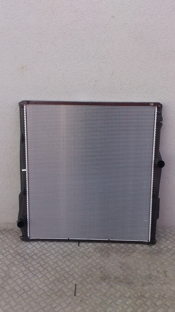 фото №1, Радиатор wody жидкость scania xpi новый заменитель