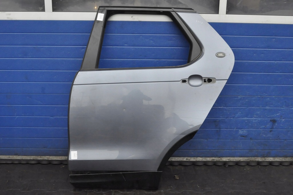 фото №1, Land rover discovery l462 дверь левый задняя задние