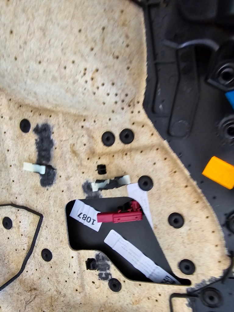 фото №10, Обивка обивка дверь bmw 7 g12