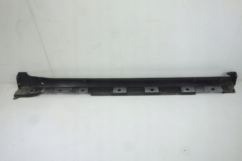 фото №5, Молдинг порог левая toyota avensis t27 08-15