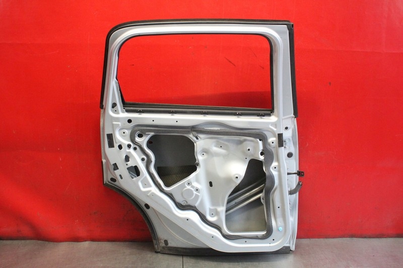 Дверей ліве задні задні сріблястий mini countryman r60 10-17 в Україні