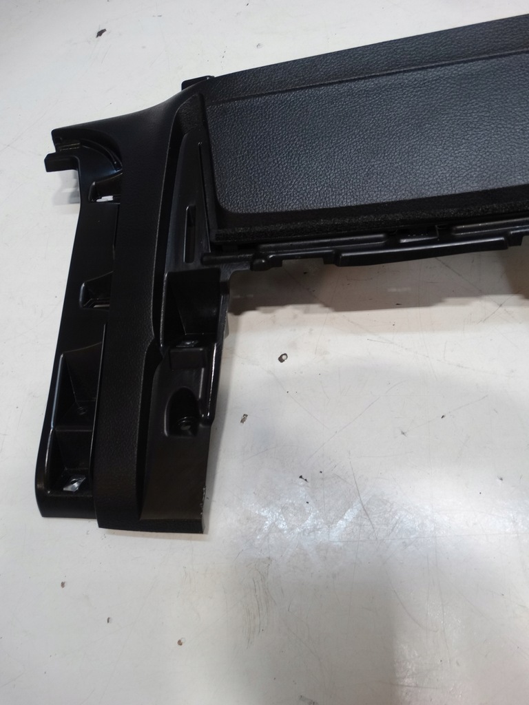 фото №5, Рамка заглушка панелі консолі kia carens iv 84746-a4000