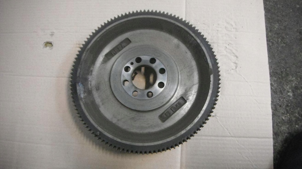 фото №1, Mazda 323f bj rf2a ditd 98-03 колесо маховик