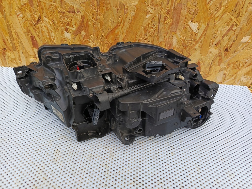 фото №10, Лампа перед левая volvo v90 s90 full led rht lh 31386164