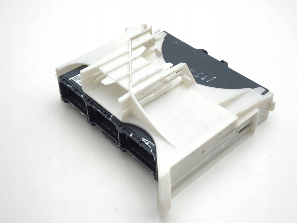 Lexus ux 2020 блок управления / модуль ecu Цена