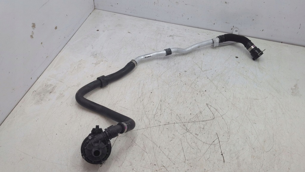 фото №1, Шланг труба трубка wąż wody водяной bmw xm g09 9874296