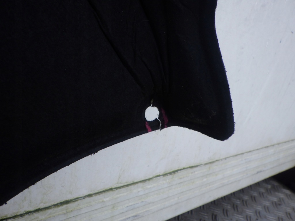 фото №6, Шумоизоляция капот mercedes w212 a2126820126