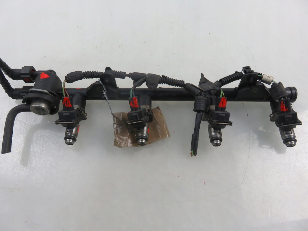 фото №1, Молдинг впрыскная ford ka 1.3 iwp119