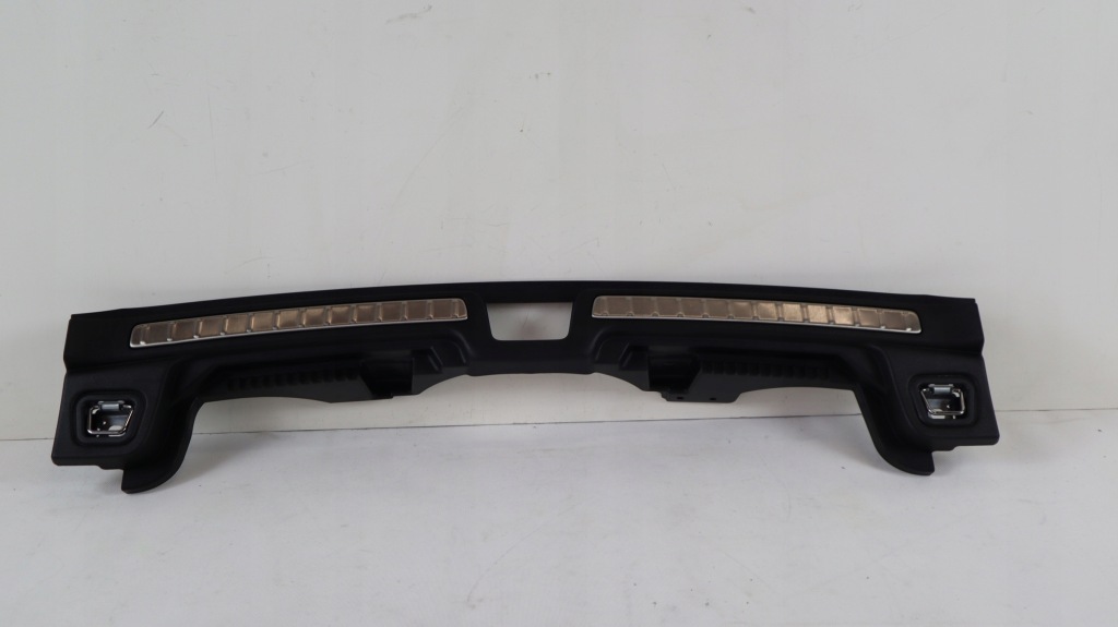 Купити Volvo v60 2 накладка поперечина заднього 32239848