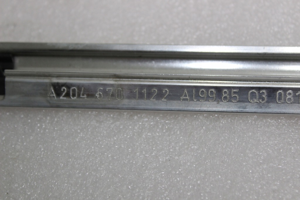 фото №14, Mercedes glk x204 молдинг стекло багажника накладка левая хром a2046701122