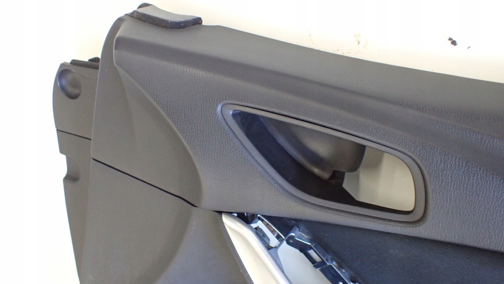 фото №9, Mazda 6 rok 2017 обшивка правий перед g46l6843z