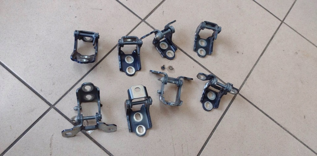 фото №1, Петля дверь задняя renault megane iv terpr