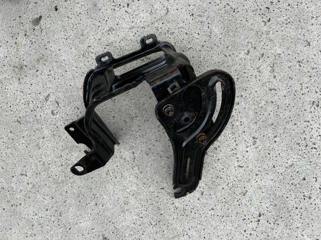 фото №1, Citroen c-elysee 1.6vti 2018 rok кронштейн насоса abs