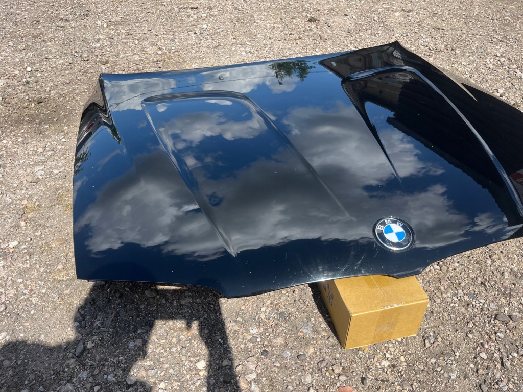 Капот кришка двигуна шумоізоляція bmw e83 x3 668/9 668 schwarz чорна Зі Шроту