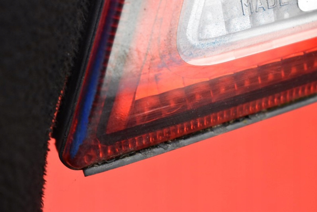 фото №10, Лампа правая задняя задняя oew26060a subaru impreza 2 ii kombi 00-02