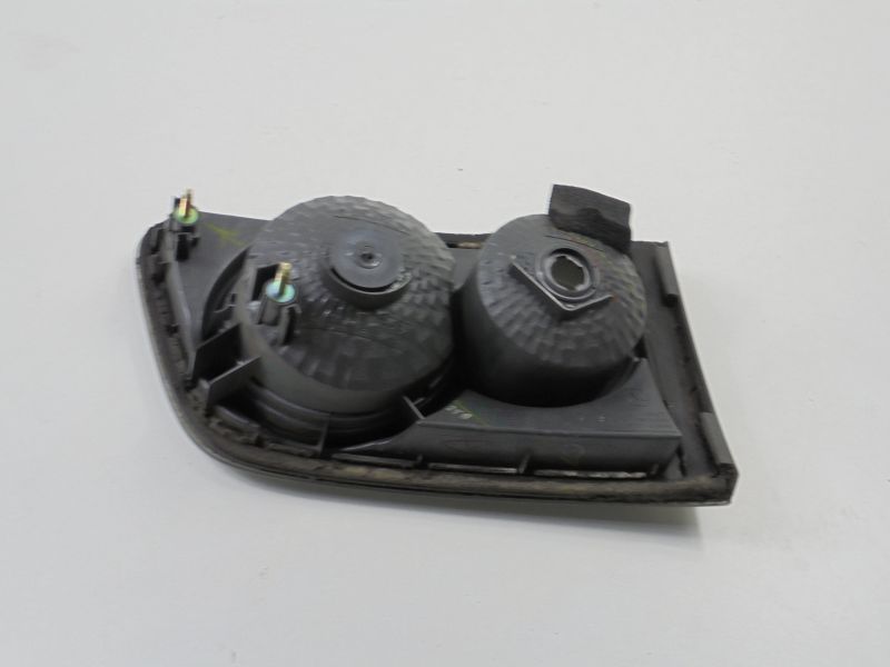 фото №9, Mazda 6 v i gg 02-05 лампа с крышки задняя правая kombi 226-61974