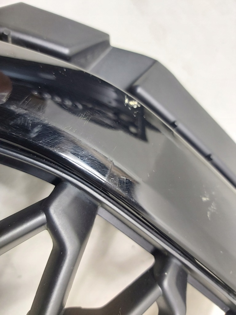 Купить Audi оригинальный номер 83f853651