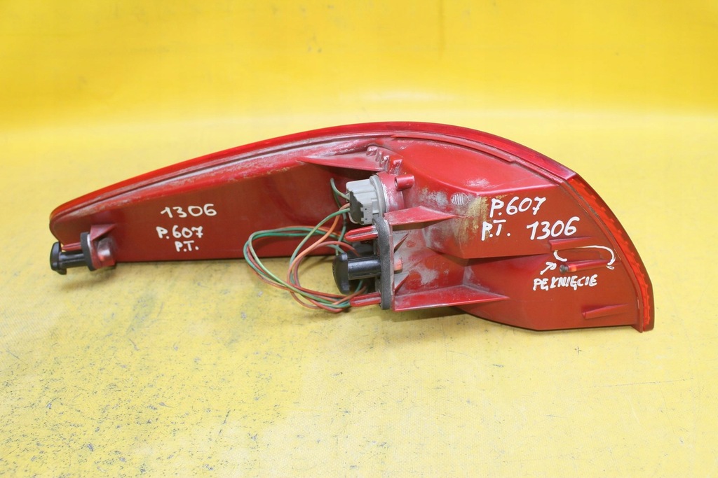 фото №6, Лампа правий задня peugeot 607