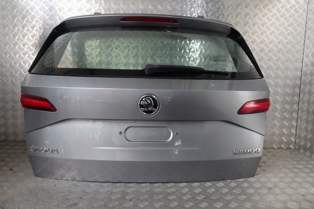 фото №1, Skoda karoq - крышка багажника задняя