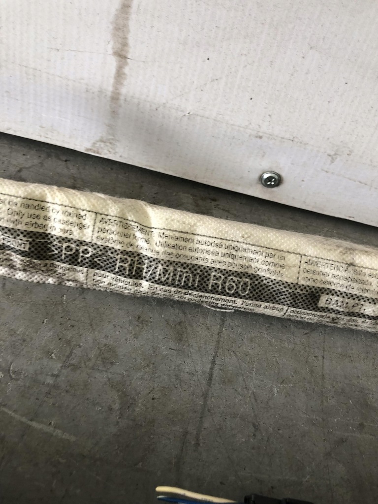 фото №3, Mini countryman r60 шторка безопасности правая