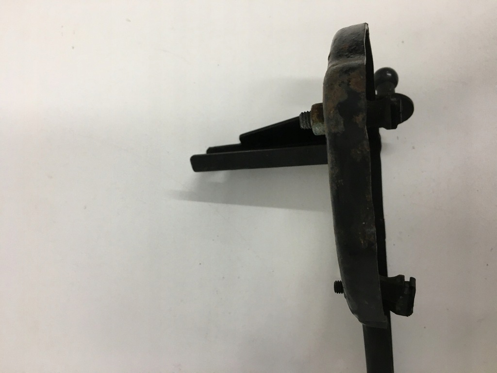 фото №13, Кронштейн насоса vw new beetle i audi 06a131085b