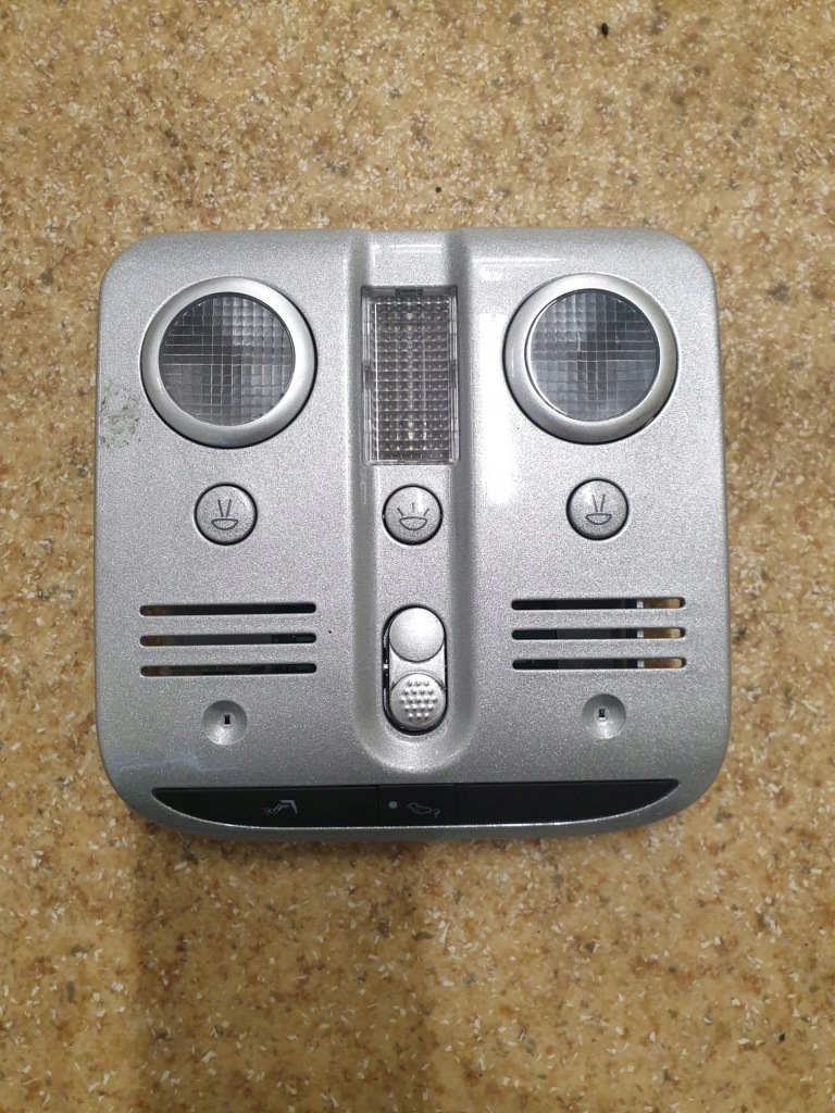 Купить Alfa romeo brera лампа обшивки потолка