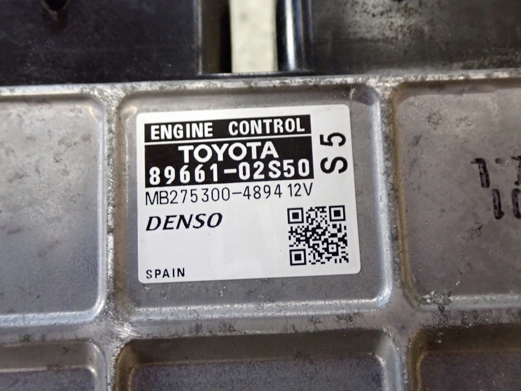 фото №9, Toyota auris 10-1.33 1nr набор стартовый замок зажигания