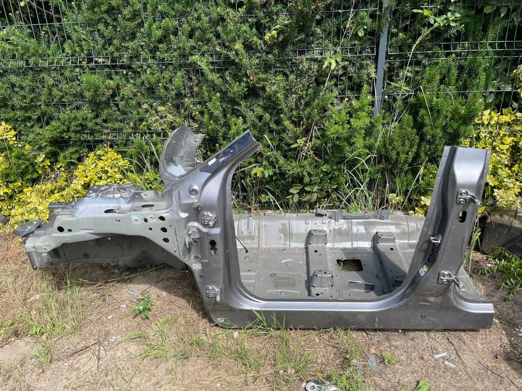 фото №1, Range rover evoque l551 четверть левый перед лонжерон порог