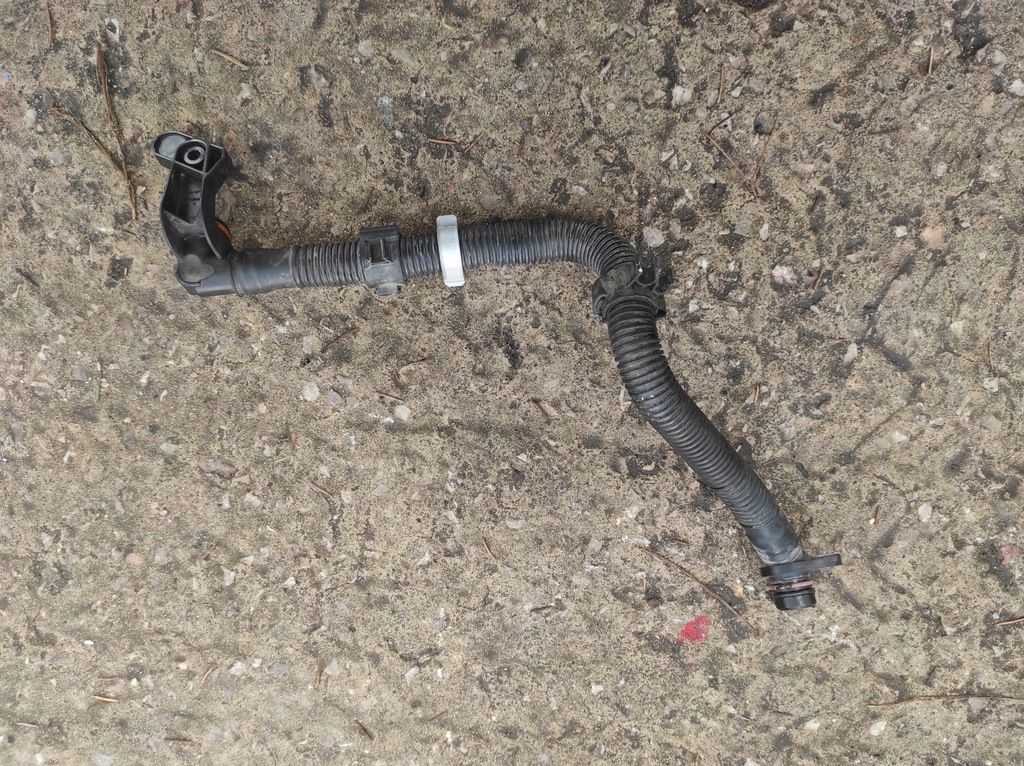 фото №5, Трубка wąż wody audi a5 8t 1.8 tfsi 06l103213a