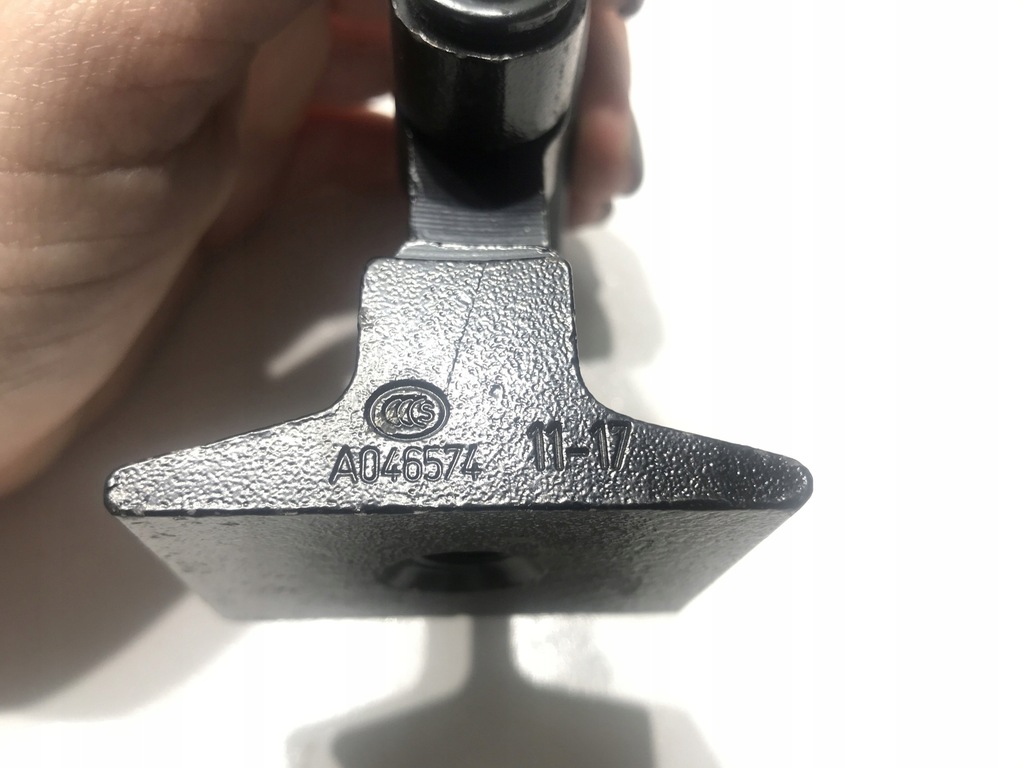 фото №4, Renault kadjar петля дверь правое задняя a046574