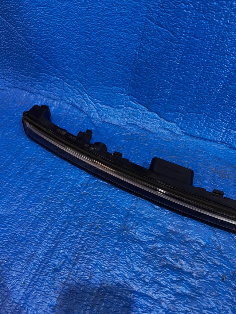 Led drl лампа перед mercedes eqa eqb 243 a2439063200 Ціна