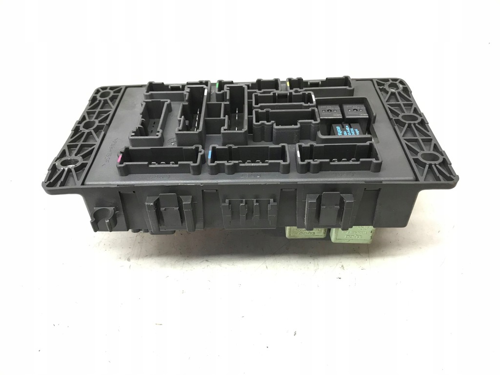 фото №3, Mini one - cooper r50 - 53 2002 рамка / модуль предохранителей