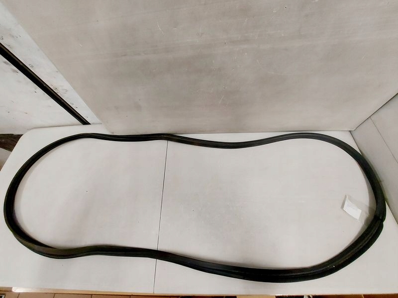 фото №1, Kia sorento 2 ii lift прокладка кришки багажника задня